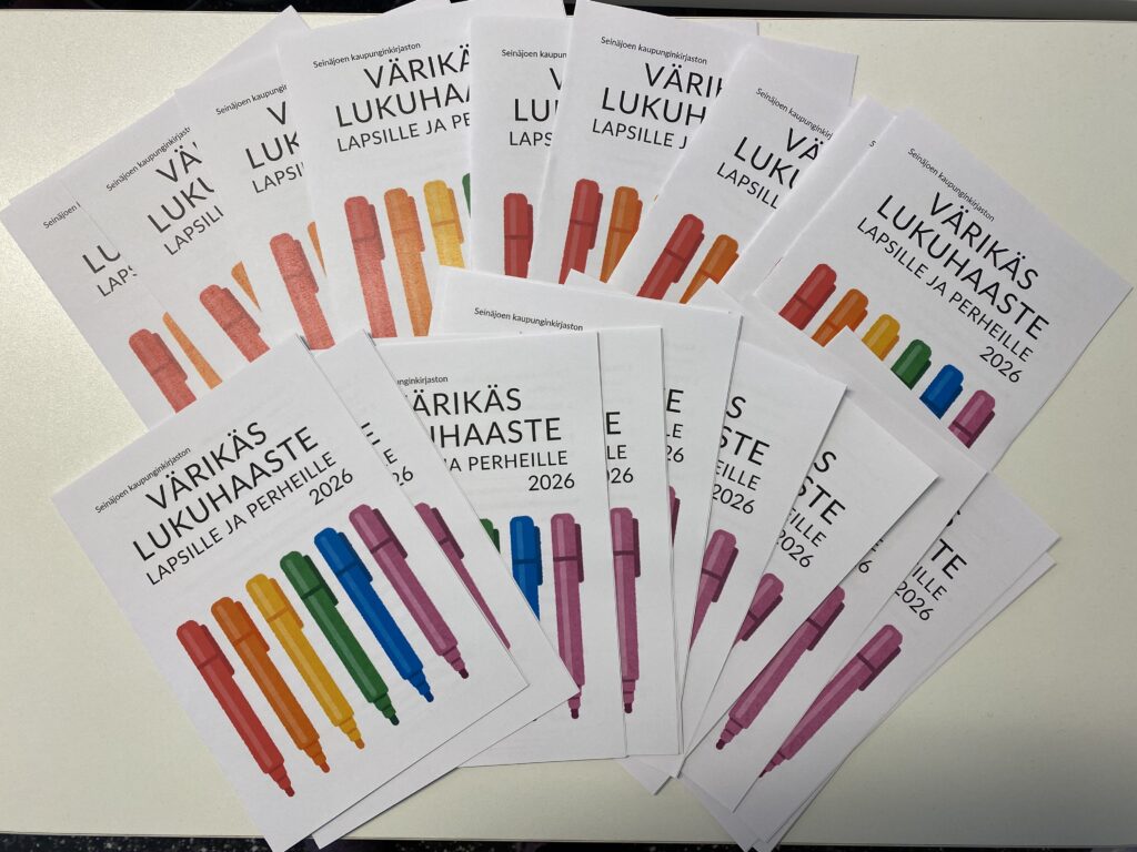 Värikäs lukuhaaste lapsille ja perheille 2026 -vihkoja.